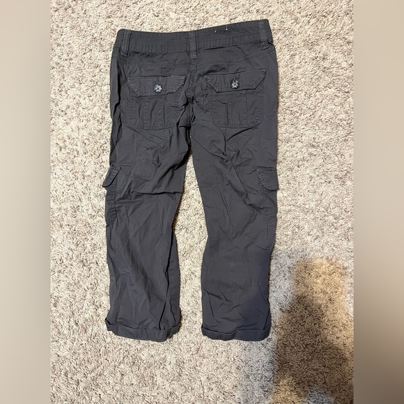 Gray capris - Picture 2 of 3